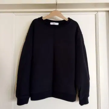 새상품급 poet 숏 기장 맨투맨 트레이닝복 다크 네이비 네이비