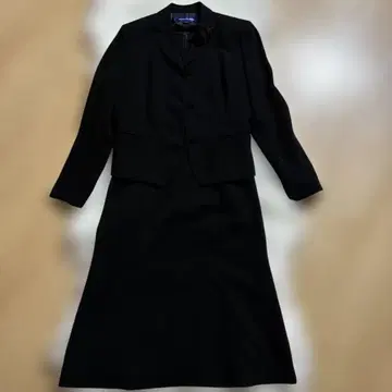 도쿄 소와르 예복 세트