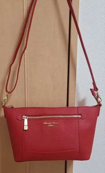 사만다 타바사 디럭스 레드 숄더백