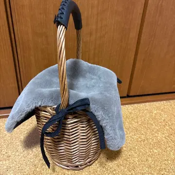 새상품급 퍼 바스켓백