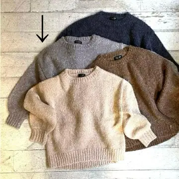 컨디션 최상 2024년 허그아워 부클 스팽글 스웨터 M