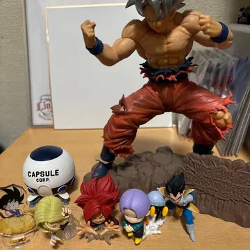 드래곤볼 피규어 세트