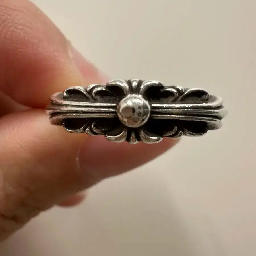 크롬하츠 베이비플로랄 us7.5 판매합니다