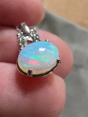 쥬얼리 츠츠미 플라티나 오팔 목걸이 화이트 오팔 목걸이