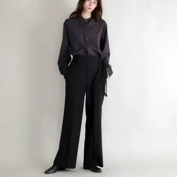 [ 미사용 새상품 택 포함 ] ETHOSENS 조젯 핀턱 슬랙스 레어 3