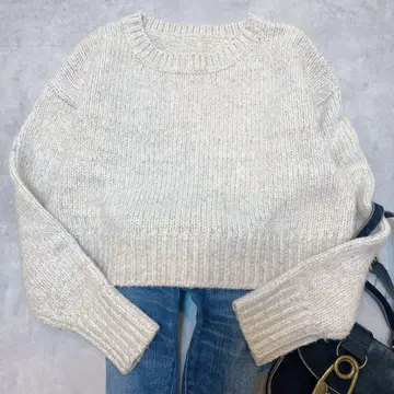 시루무린 모헤어 혼방 포근포근 숏 기장 니트 아이보리 프리 사이즈