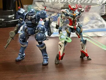 HG GQuuuuuuX 군경 자쿠 세트