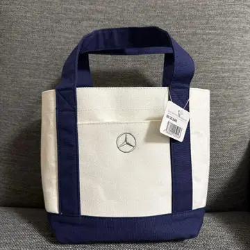 Mercedes-Benz 토트백 화이트/네이비