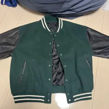 그린 블랙 바시티 자켓 울 가죽