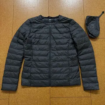 새상품급 유니클로 울트라 라이트 다운 컴팩트 자켓 이너 다운 M