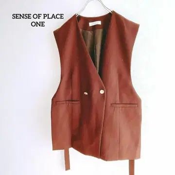 SENSE OF PLACE 더블 버튼 베스트 브라운 계열