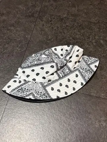 페이즐리 무늬 햇