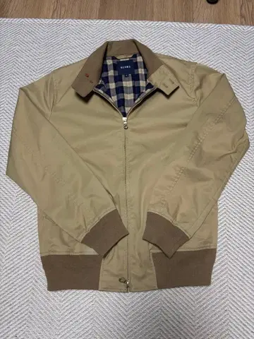 BEAMS 베이지 자켓 M 사이즈