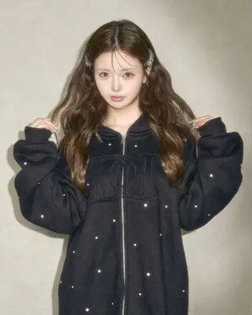 다리치 DD 로고 비쥬 지퍼 후드티 BLK 블랙