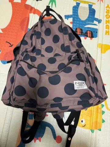 도트 무늬 나일론 백팩 L 사이즈
