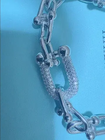 실버 크리스탈 체인 팔찌