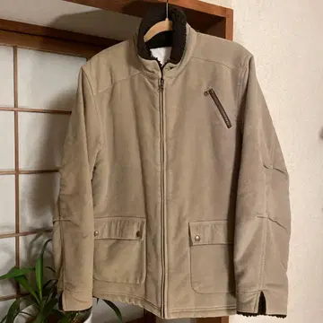 베이지 스웨이드풍 자켓 플리스 카라 부착