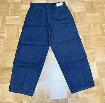 [ 유니클로 ] 와이드 테이퍼드 청바지 M 사이즈 68 BLUE