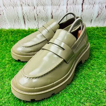 [ 고품질 ] ZARA 자라 통굽 로퍼 트랙 밑창 25.5