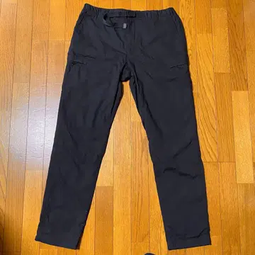 유니클로 방풍 웜 이지 팬츠 웜 팬츠 L 사이즈