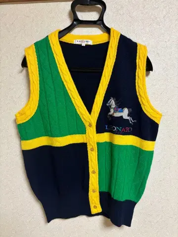 레오나르 스포츠 니트 베스트 사이즈 L 일본제