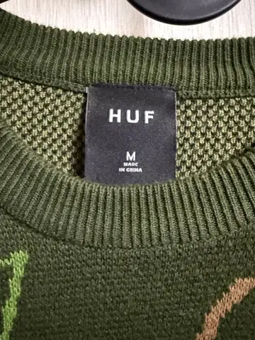 중고 사이즈 M HUF 니트