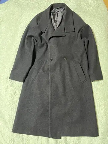 블랙 더블 브레스트 체스터 코트