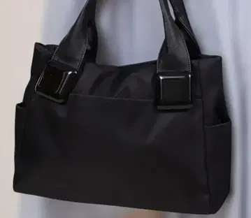 BASE [ A4 대응 ] [ 경량 ] 스퀘어 파츠 나일론 토트백 블랙