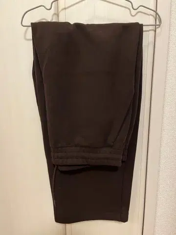 UNIQLO 브라운 이지 팬츠 XL