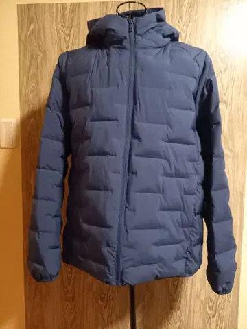 유니클로 남성용 퍼프 테크 다운 자켓 사이즈 후드 부착 XL