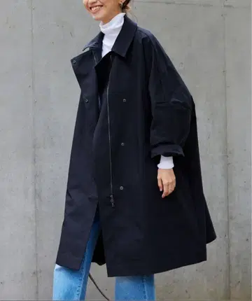 새상품급 FRAMeWORK 발수 판초 트렌치코트 블랙 38