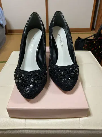 미사용 새상품 JILL STUART 비쥬 장식 블랙 하이힐