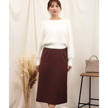 노엘라 레이스 슬릿 타이트 스커트 (보르도)