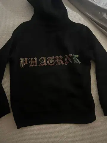 레어 s 사이즈 큐빅 후드티