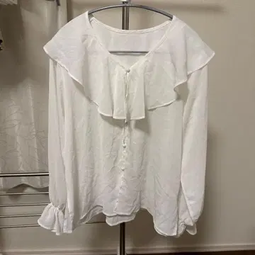 블라우스 빅 칼라 화이트 시스루