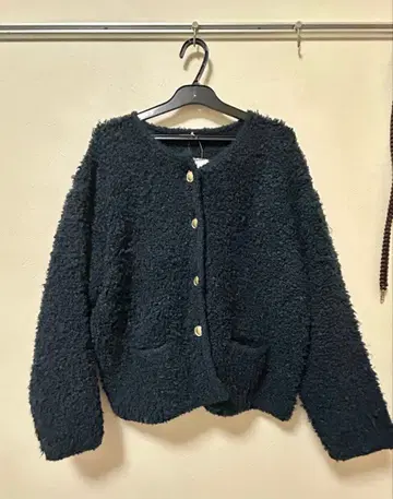 골드풍 버튼 루프 니트 가디건