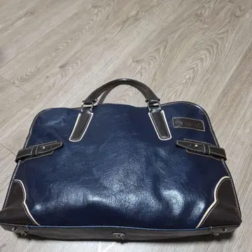 Pal 네이비 가죽 비즈니스 백