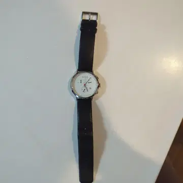 BERING 아날로그 손목시계 화이트/블랙