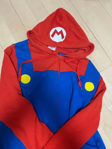 마리오 후드 부착 후드티