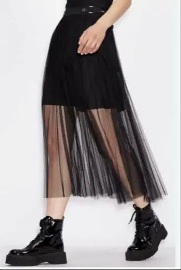 A|X 아르마니 익스체인지 플리츠 스커트 블랙