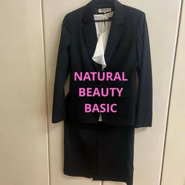블랙 수트 3종 세트 ( 자켓, 스커트, 팬츠 )