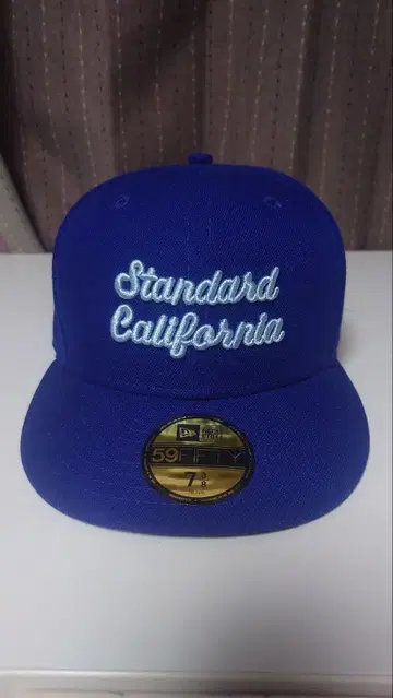 스탠다드 캘리포니아 newera 캡 7 3/8 미사용