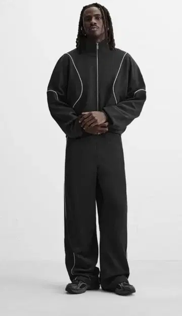 ZARA 대비 테크니컬 자켓 S 사이즈