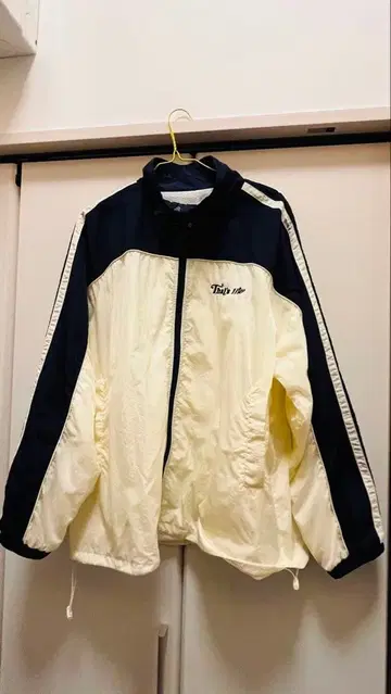 That's Life 트랙 자켓