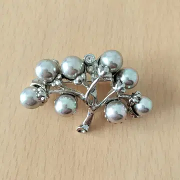 진주풍 브로치 실버 고급 포멀 결혼식 졸업식 액세서리