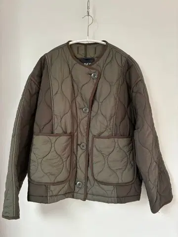 ZARA 퀼팅 자켓 S 사이즈