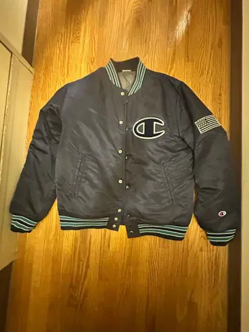 Champion 네이비 바시티 자켓