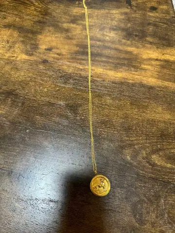 스픽 앤 스팬 그리크 호스 코인 목걸이