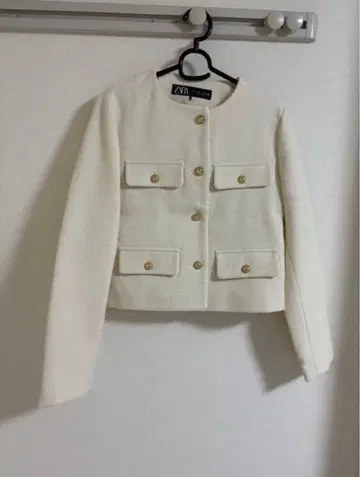 ZARA 화이트 노카라 자켓 S