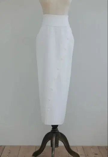 pois / button line skirt 화이트 M